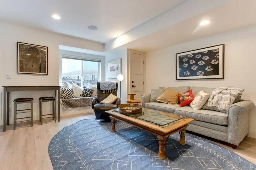 Brand New Two Room Apartment Building On A Park Denver Luaran gambar